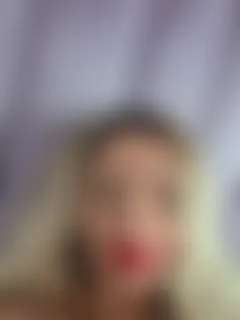 AlmaVelia's Live Sex Cam Show