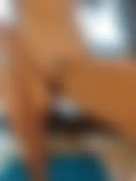 MissLMrJ's Live Sex Cam Show