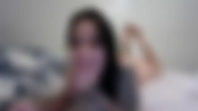 QueenLolaX's Live Sex Cam Show