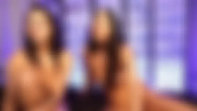 KinkyFriedChicks' Live Sex Cam Show