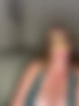 largeboobies30's Live Sex Cam Show