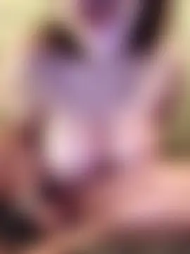 Faidraishere's Live Sex Cam Show