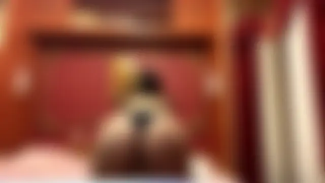 LauraMystiq's Webcam Show