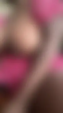 SweetWetVoices' Webcam Show