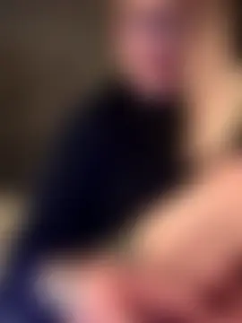 blondebitch2's Live Sex Cam Show