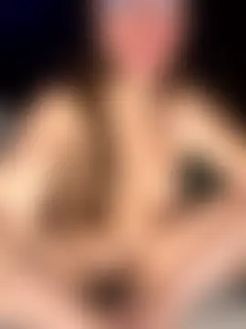 chellerayy's Webcam Show