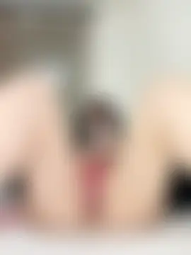 MeCherryy's Live Sex Cam Show