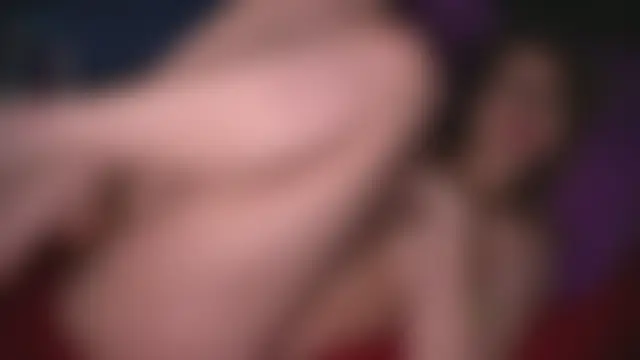 helena_play's Live Sex Cam Show