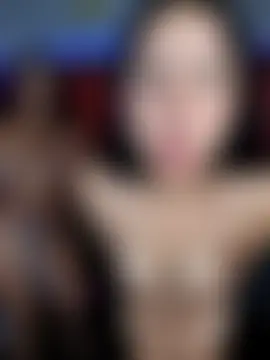 royalgirls_x's Webcam Show