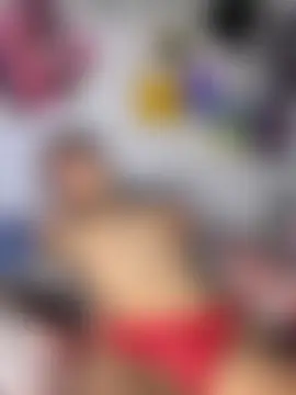 maisie_goldxx's Webcam Show