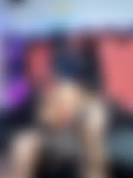 royalgirls_x's Webcam Show