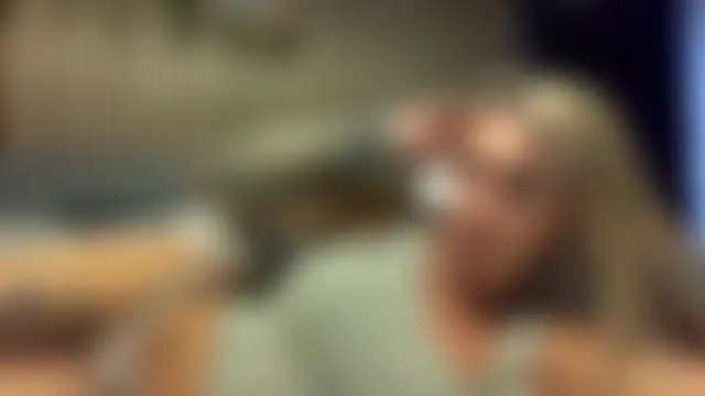 poppyinga1's Live Sex Cam Show