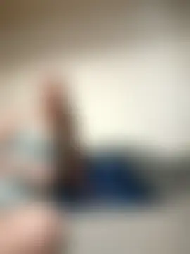 Loretta31's Live Sex Cam Show