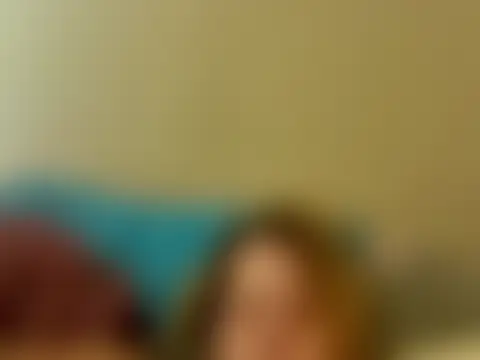 greeneyedamatuers' Live Sex Cam Show