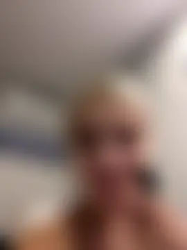 Kiss_Aurora_'s Webcam Show