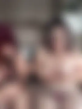 SinfulMarkedQueens' Webcam Show