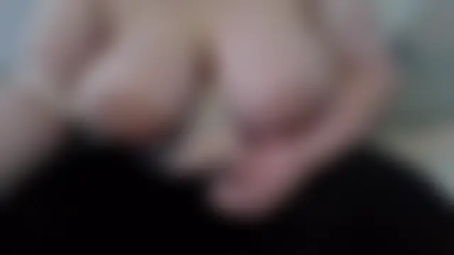 sarahcakes223's Webcam Show