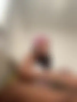 PrettyBabriexox's Live Sex Cam Show