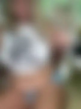 TrenaAnne's Webcam Show