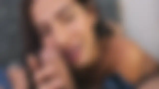 VenuzzLatin's Live Sex Cam Show