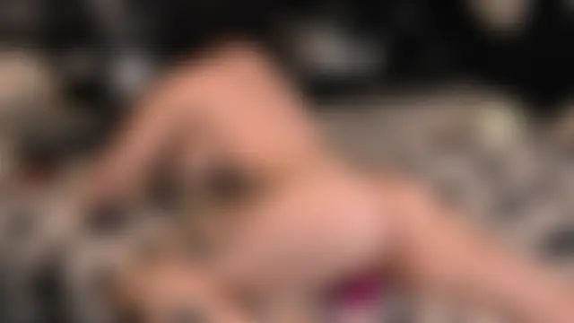 EVILYN's Live Sex Cam Show