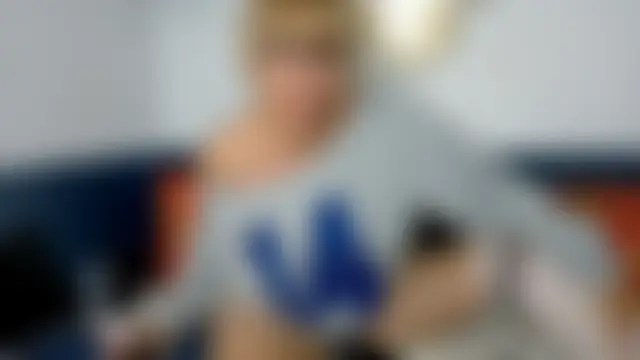 NAWTYClassyBritMILF's Live Sex Cam Show