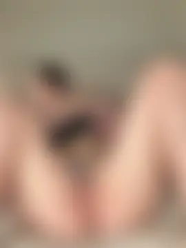 roxxxyrose's Live Sex Cam Show