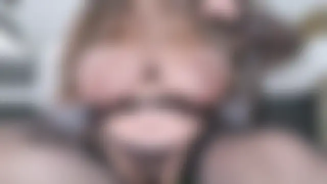 Busty_Slut_UK's Live Sex Cam Show