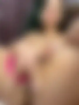 AllaTousNew's Live Sex Cam Show