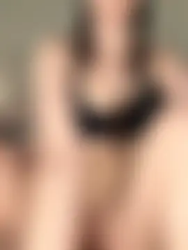 roxxxyrose's Live Sex Cam Show