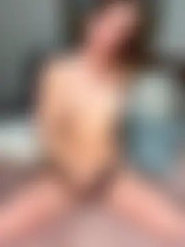 teenyblossom's Live Sex Cam Show