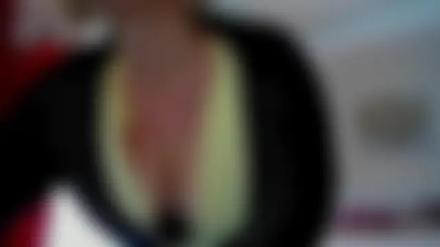 Colette__1977's Live Sex Cam Show