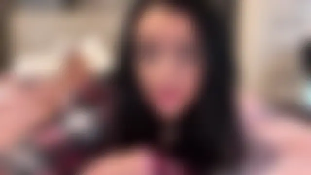 LucyLuxee19's Live Sex Cam Show