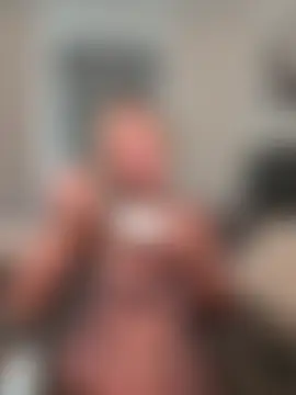 SexySaraxxoo's Live Sex Cam Show