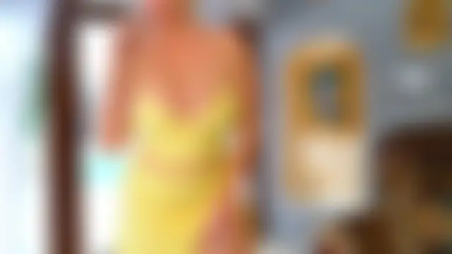 TUNDEROSE1's Live Sex Cam Show