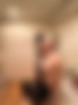 _lady_red_'s Live Sex Cam Show