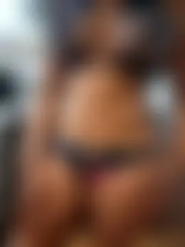 Caramel_Lights' Live Sex Cam Show