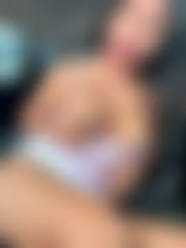 sexi_noemi's Webcam Show