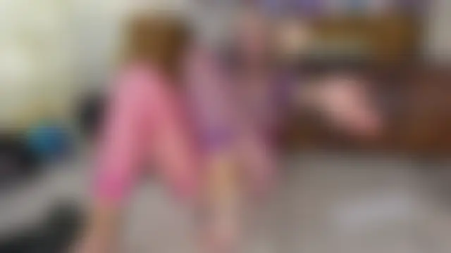 Taylorlove303's Live Sex Cam Show