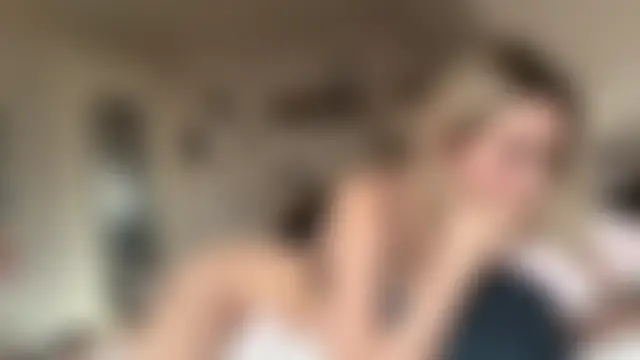 EmmaAngel06's Webcam Show