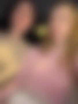 kira_mia's Live Sex Cam Show