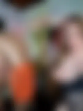 royalgirls_x's Webcam Show