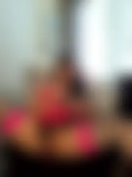 HOTWIFEVenessa69's Live Sex Cam Show