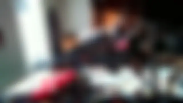 small_town_slut's Webcam Show