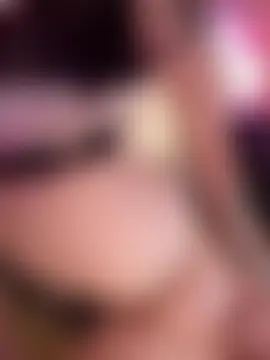 KarissaChantelle's Live Sex Cam Show