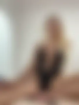 CellineGold's Live Sex Cam Show