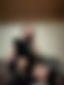 Loretta31's Live Sex Cam Show