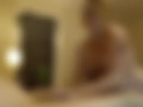 greeneyedamatuers' Live Sex Cam Show