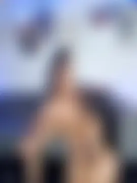 royalgirls_x's Webcam Show