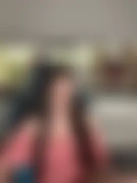 CurlyLara's Live Sex Cam Show